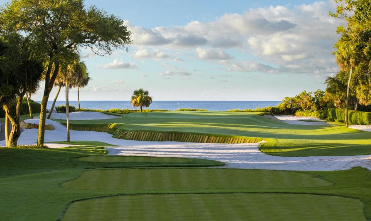 Direct Oceanfront Private Villa Overlooking Pool/Beach - South Forest Beach - Right Next To Coligny Plaza Hilton Head Island Exteriör bild